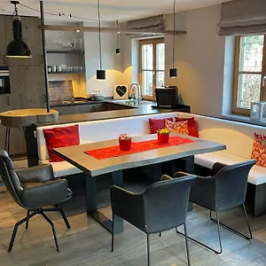 freihaus18.com-bavaria.com/